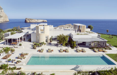 Villa at Isla Sa Ferradura with main terrace and infinity pool